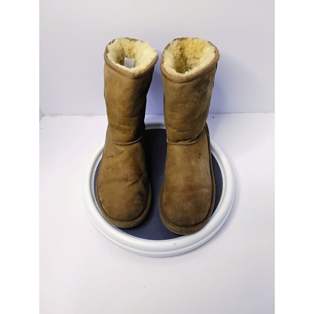 Used UGG Australia Classic Short Sheepskin Boots Womens Size 6 Tan Suede Shearli